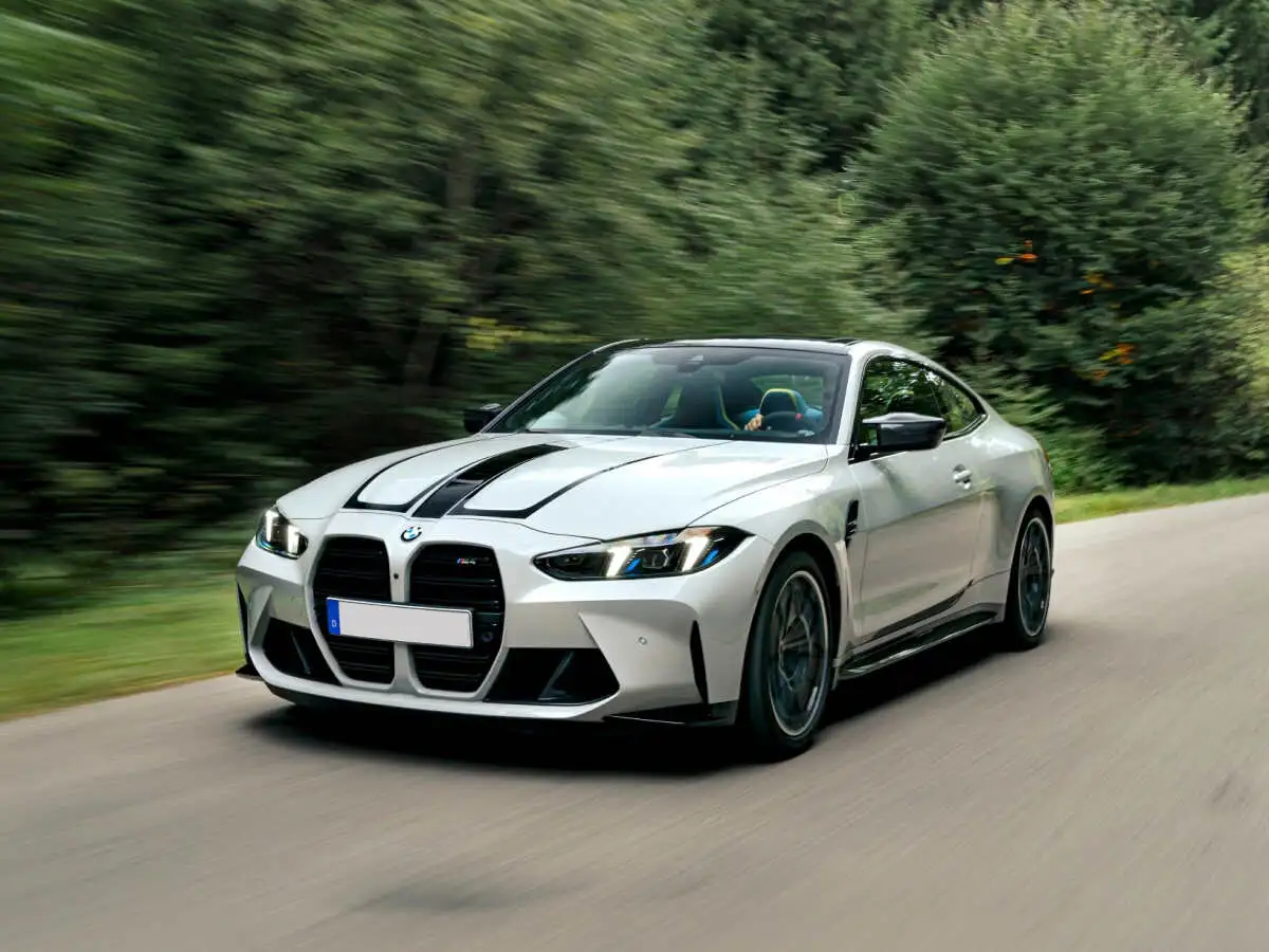 BMW M4 Competition | 0-100 kmph in 3.5 seconds