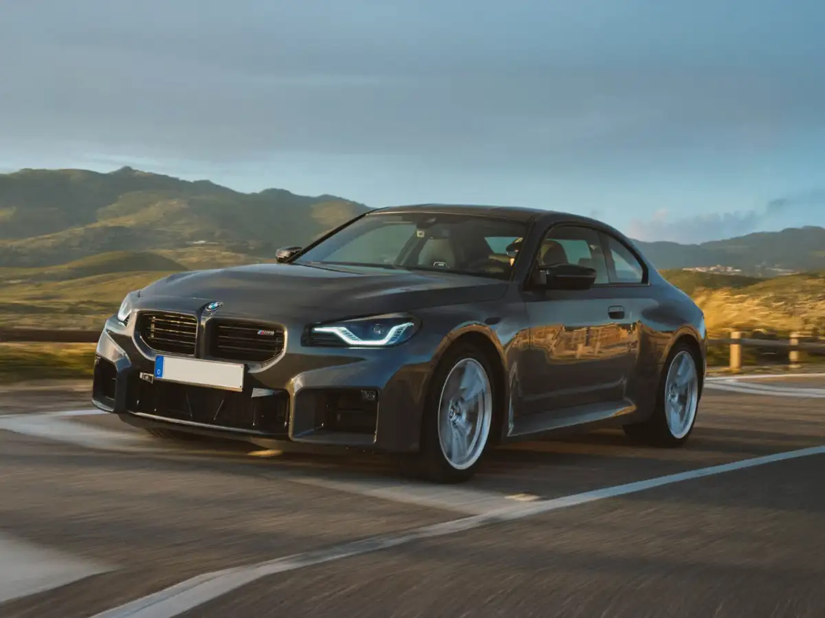 BMW M2 | 0-100 kmph in 4.1 seconds