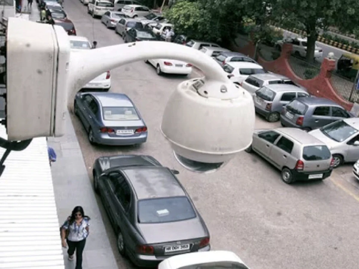 AI Smart Cameras Read Your Plate