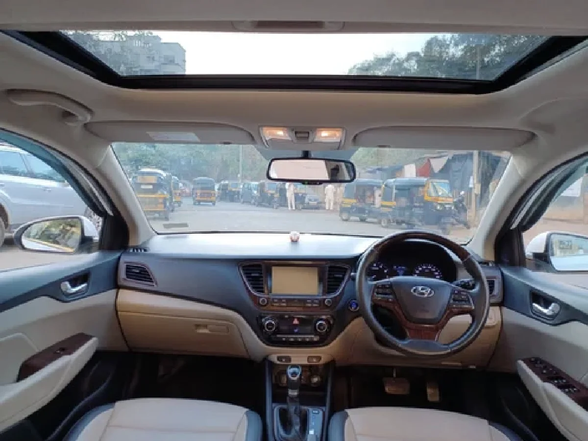 Hyundai Verna interor