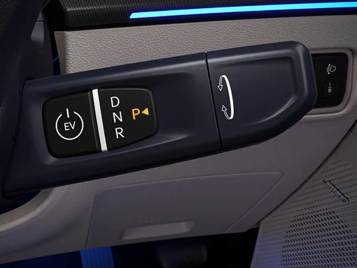 new 2025 kia carens clavis ev features interior gear lever