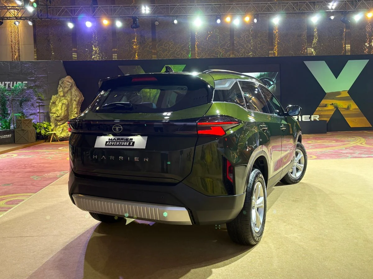 2025 tata harrier adventure rear design aryan