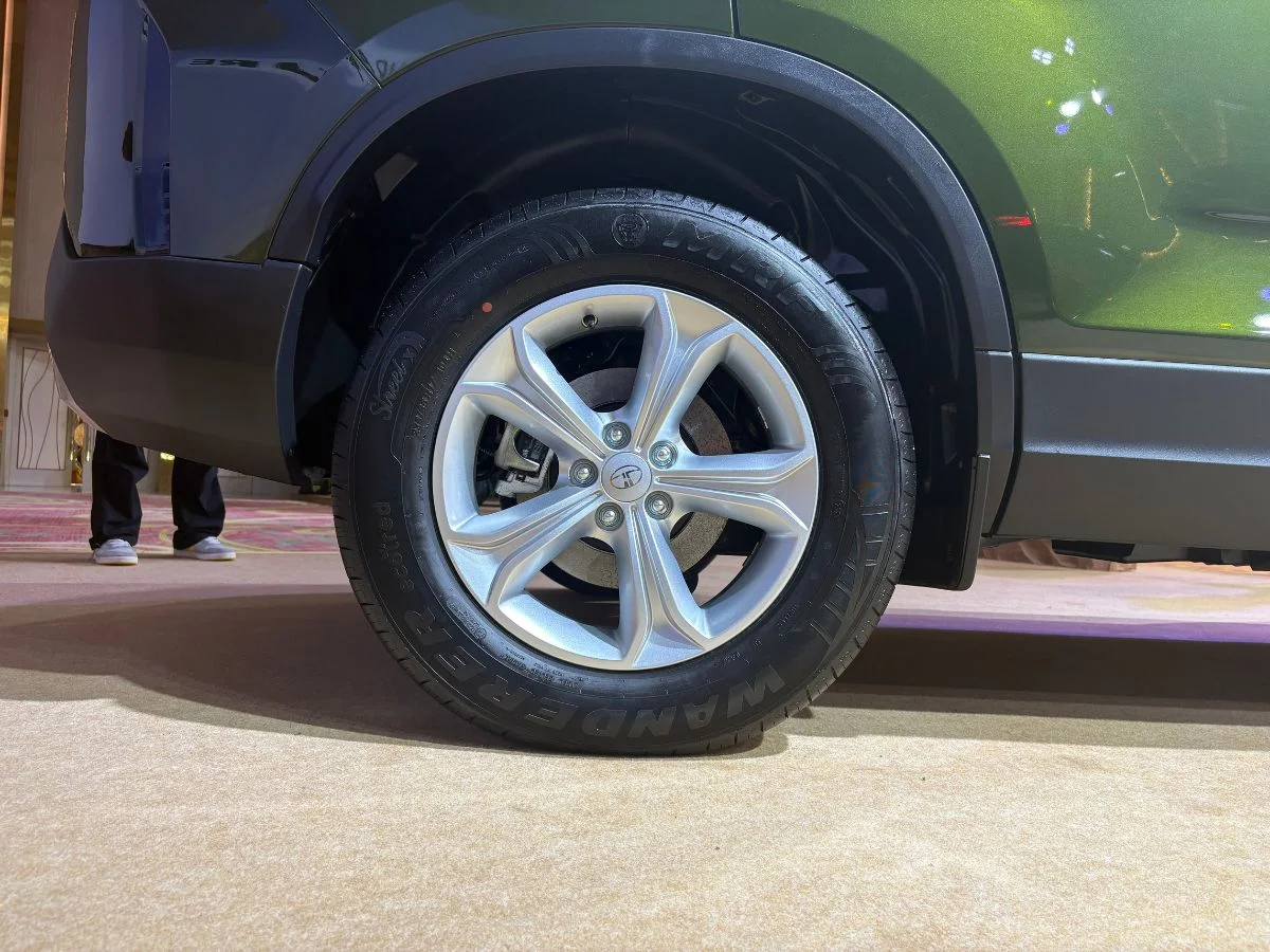 2025 tata harrier adventure alloy wheels size 17 inch aryan