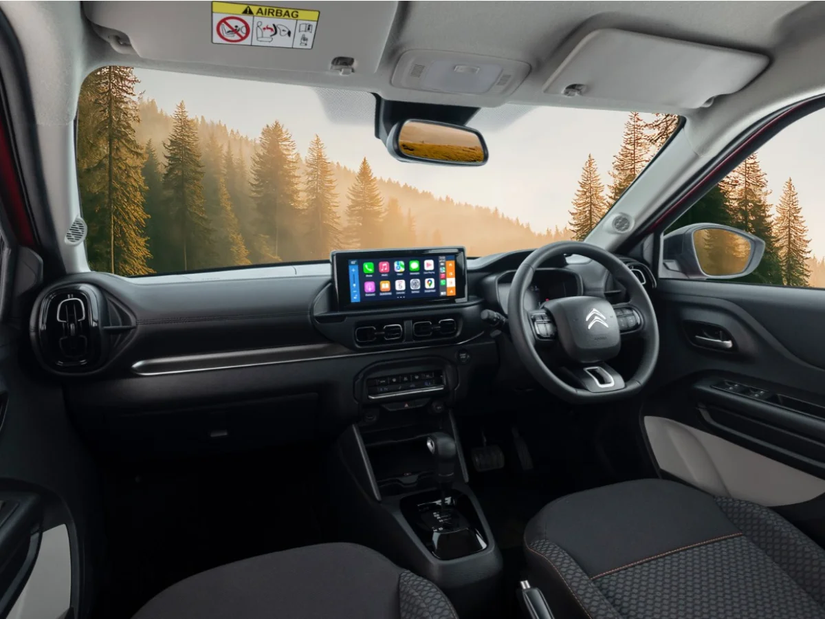 2025 Citroen C3X interior 