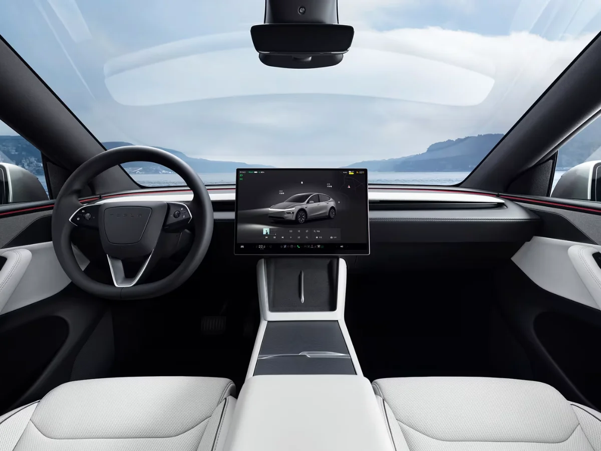2025 Tesla Model Y L revealed 