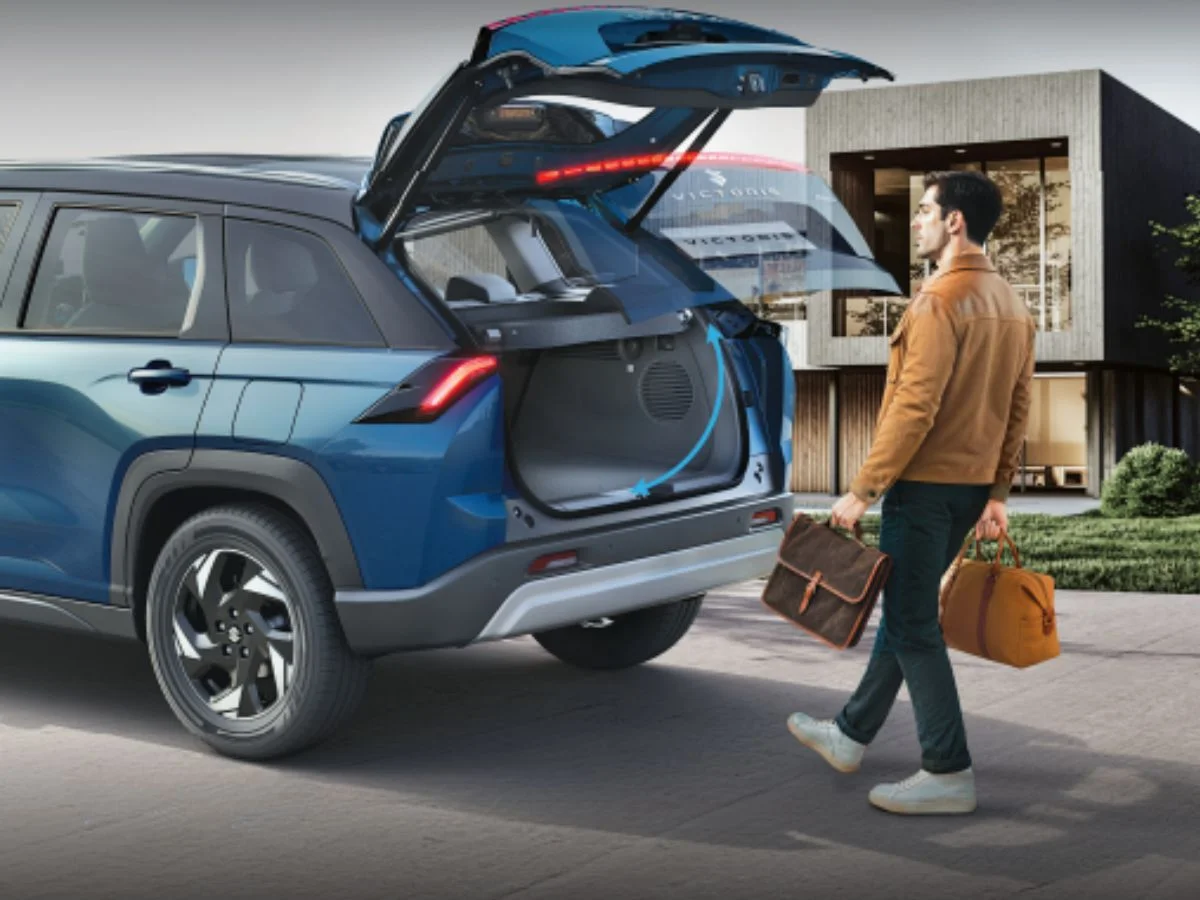 2025 maruti suzuki victoris powered taligate with gesture control