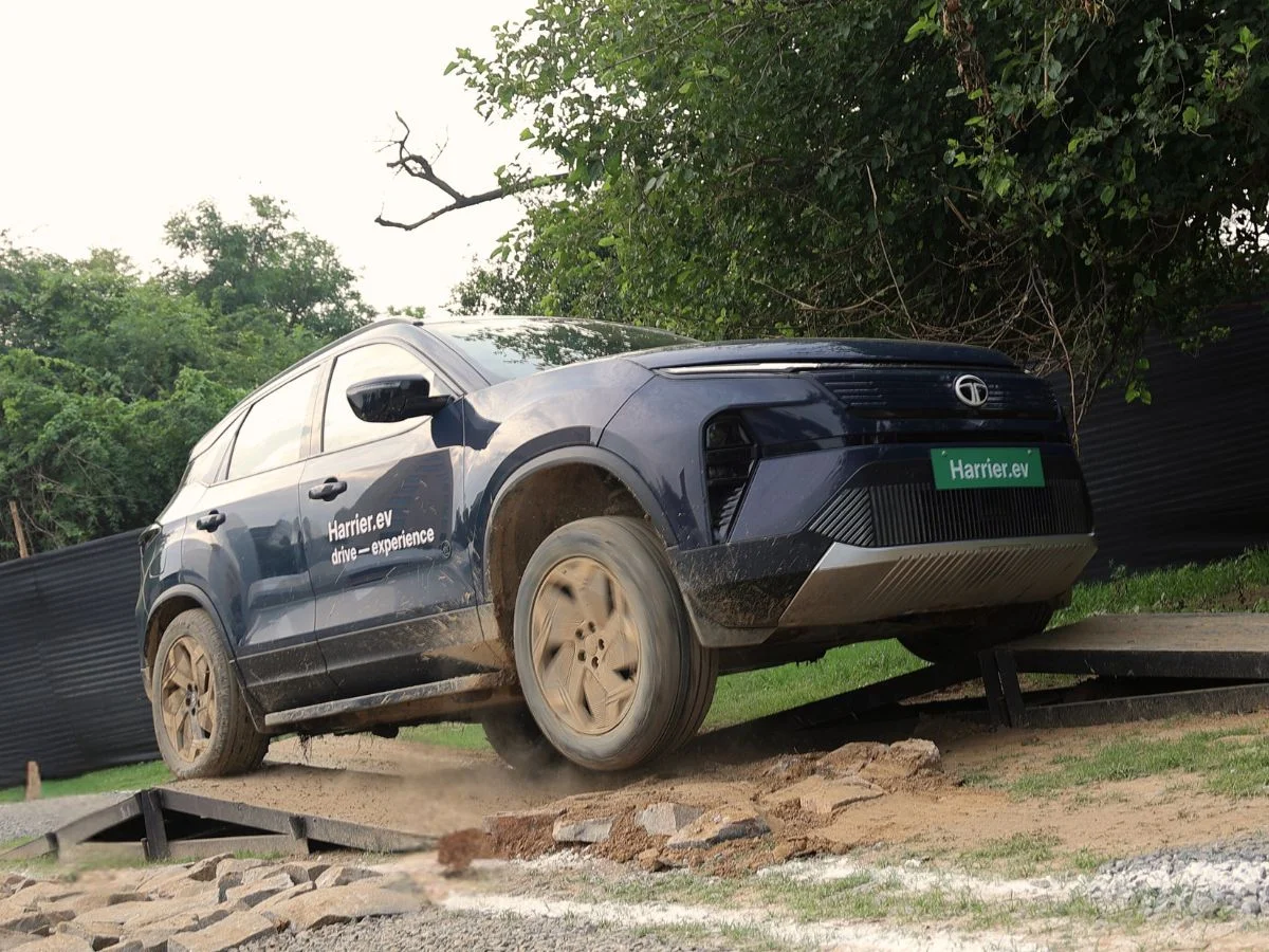 tata harrier ev off roading photos aryan