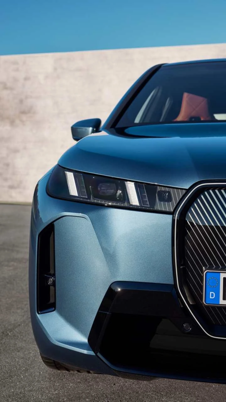 2025 BMW iX facelift 