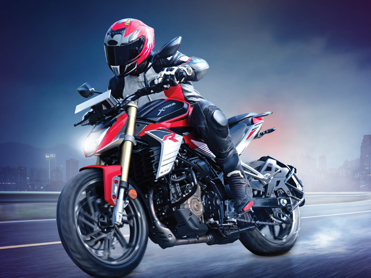 Xtreme 250R Front Left Side View