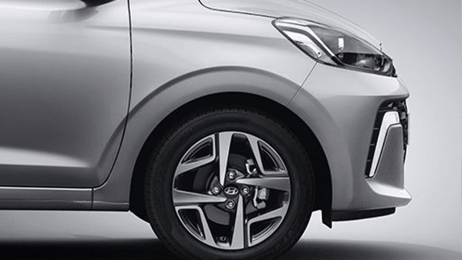 Hyundai Aura Alloy Wheel