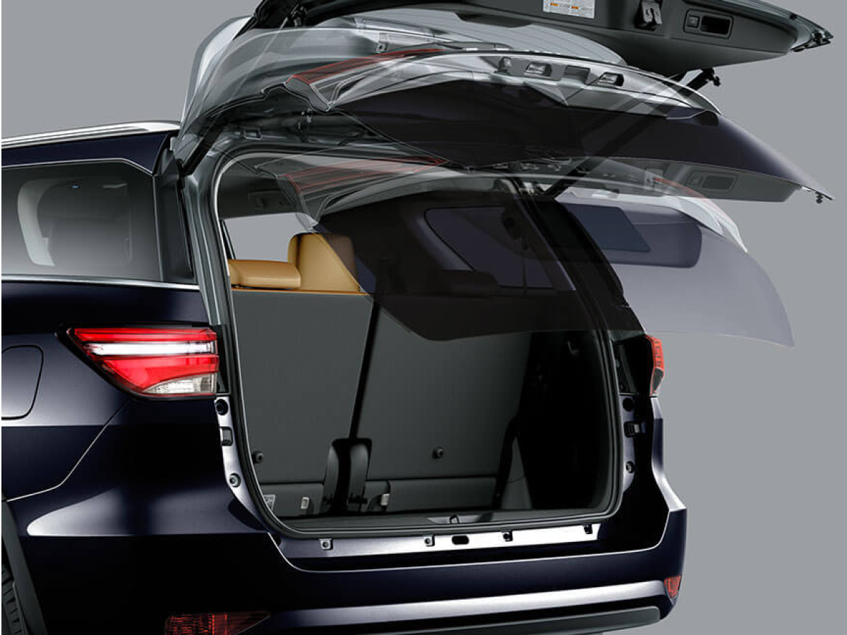 Toyota Fortuner Facelift Bootspace
