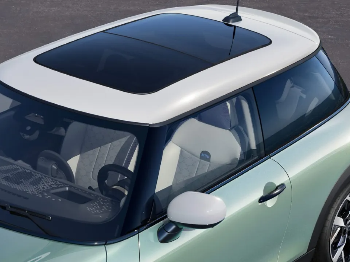Mini Cooper Facelift Sunroof