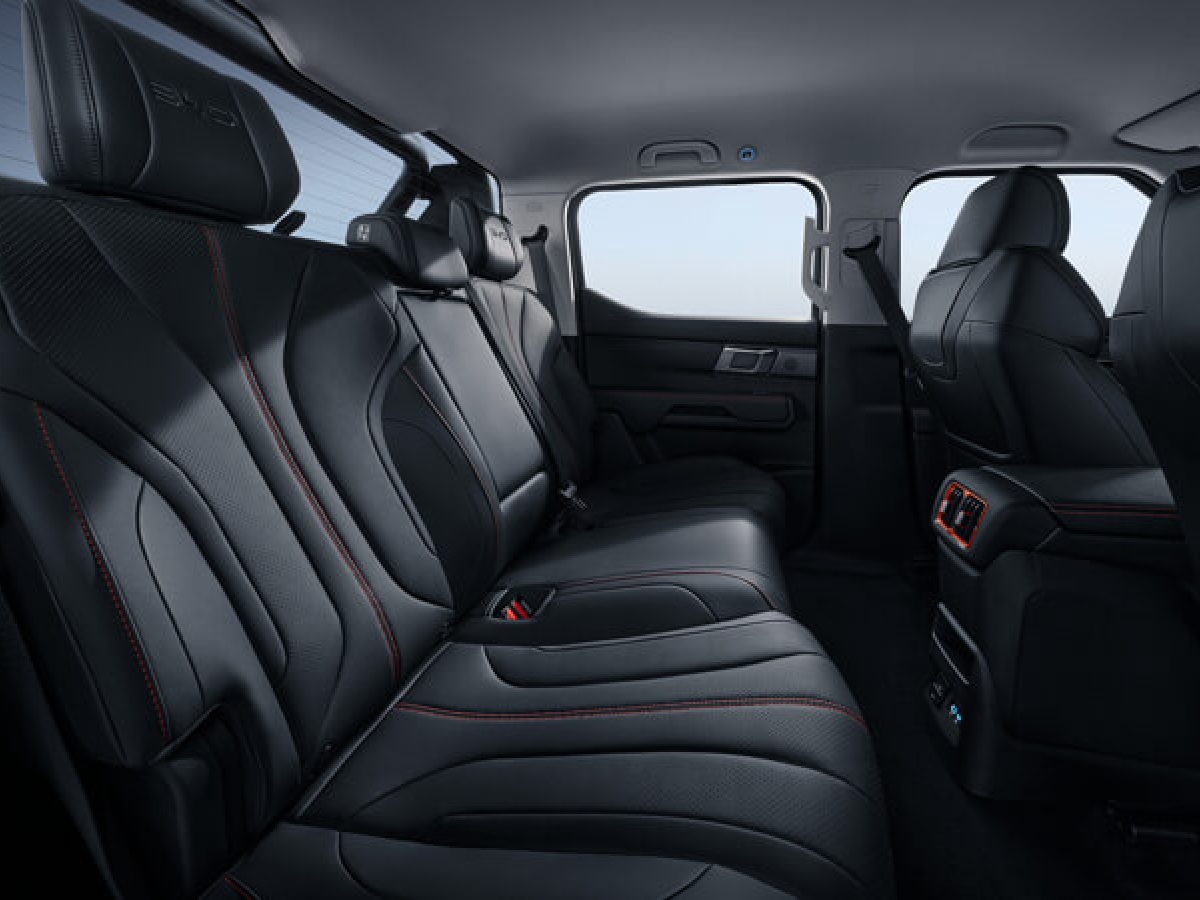 BYD Shark Pickup Rear Seats
