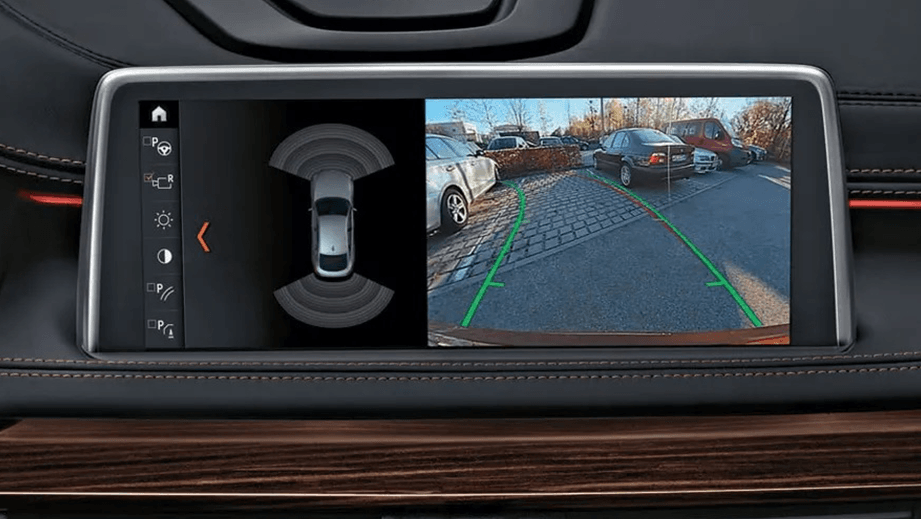BMW X3 2023-2024 Interior image 9