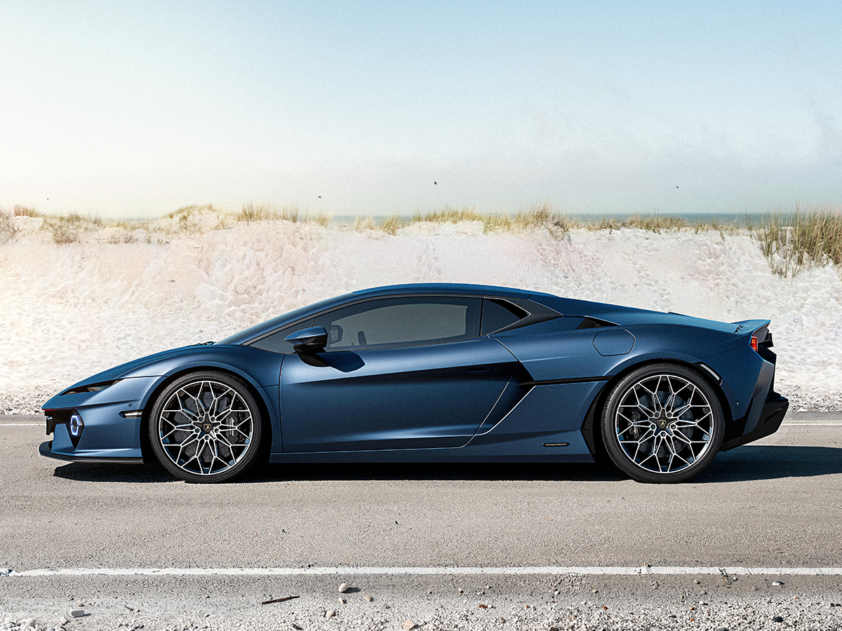 Lamborghini Temerario Left Side View