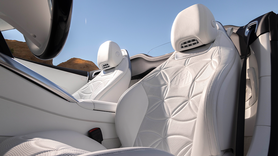 Mercedes-Benz Maybach SL 680Interior image