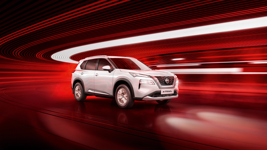 Nissan X-Trail Right Diagonal View