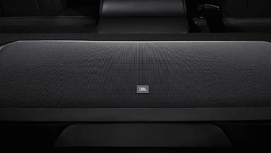 Toyota Camry 2022-2023 Interior image 13