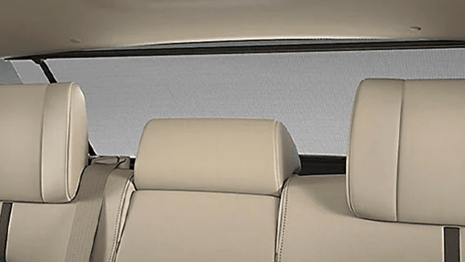 Toyota Camry 2022-2023 Interior image 9