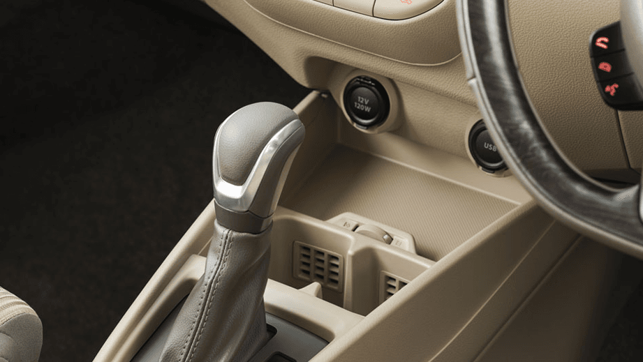 Toyota Rumion Interior image 10