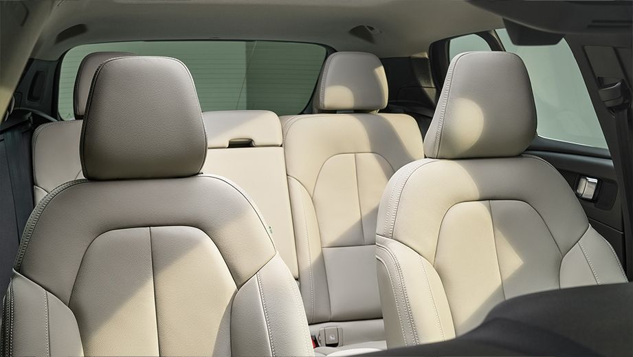Volvo XC40 Interior image 6