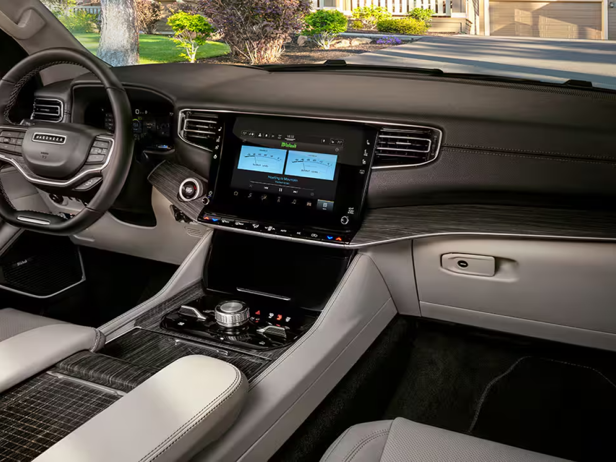 Jeep Wagoneer Dashboard