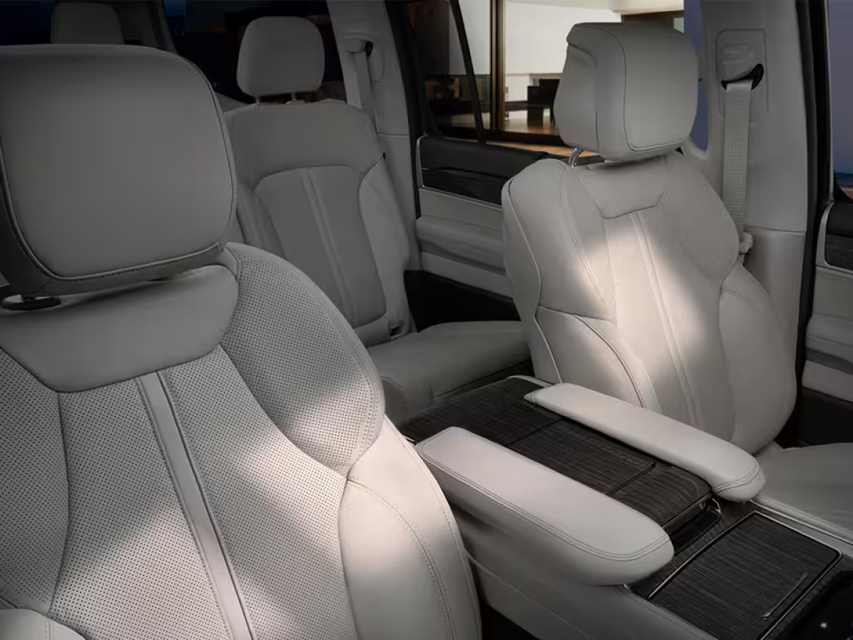 Jeep Wagoneer Seats